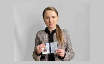 Ведучу та вчительку з Ірпеня Наталію Шмарко нагородили відзнакою ЗСУ