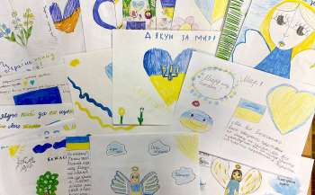 Працівники ДОНС МВС передали святкові подарунки захисникам України Працівники ДОНС МВС передали святкові подарунки захисникам України