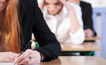 Кошти, передбачені на преміювання кращих учасників ЗНО, можуть перенаправити на оборону країни