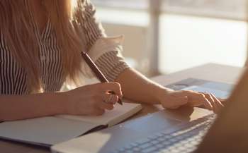 Розпочалося подання заяв до вишів для вступників на медичні спеціальності