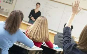 Навчання у школах взимку може починатися з 10-ї години, можливе дистанційне навчання — міністр освіти