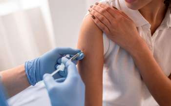 Понад 400 тисяч вчителів пройшли повний курс вакцинації