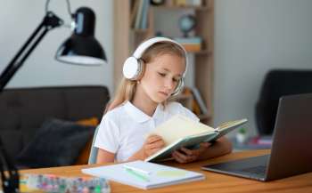 В Україні понад 1,7 мільйона учнів навчаються в онлайн-форматі