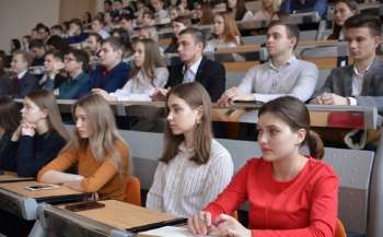 МОН просить інші країни надати можливість академвідпустки українським першокурсникам 