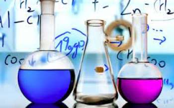 Учнів старших класів запрошують зазирнути у хімічний світ: стартує 6 сезон «Лекторію для юних хіміків»
