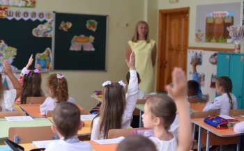 З огляду на погодні умови у школах Рівного осінні канікули об'єднають із зимовими