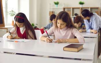 МОН працює над створенням механізмів пристосування онлайн-освіти до блекаутів