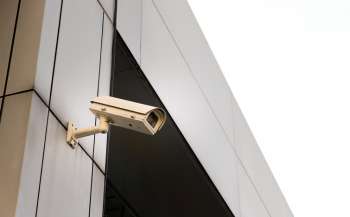 «Заклад освіти – територія безпеки»: школи обладнають системами відеоспостереження