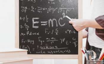 Непопулярні науки: чому фізика та хімія «не потрібні» більшості учнів