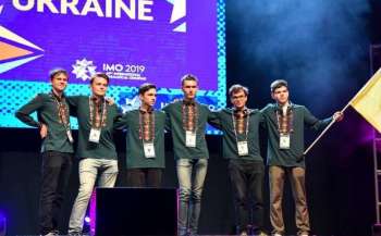 9 медалей на Международных олимпиадах по математике и биологии получили украинские школьники