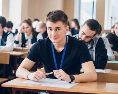 Всеукраїнська конкурсна програма «Кращий студент України» 