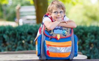 Що має бути в евакуаційному рюкзаку учня: рекомендації освітнього омбудсмена